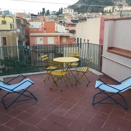 Casa Teresa טאורמינה
