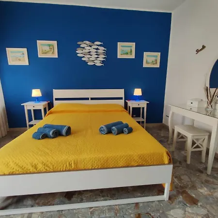 Casa Teresa דירה טאורמינה